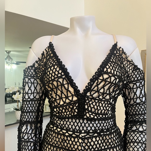 ❣️🆕Xtaren Lace/Cutout Romper❣️ - Picture 3 of 13